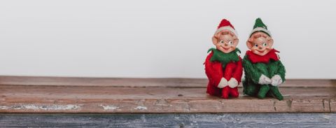 Elf On The Shelf. Recorte da imagem original. Fonte: Foto de erin mckenna em Unsplash.com