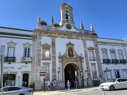 Arco da Vila, Faro - Algarve, Portugal. Foto por Adriano Donato Couto.