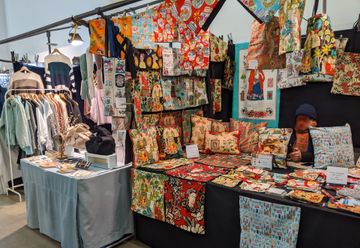 Artigos vendidos no Backyard Market, em Londres.