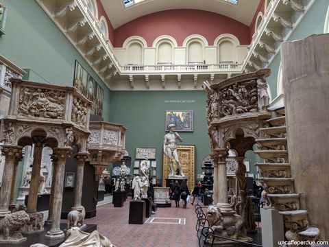 Victoria and Albert Museum - uma das salas de réplicas em gesso