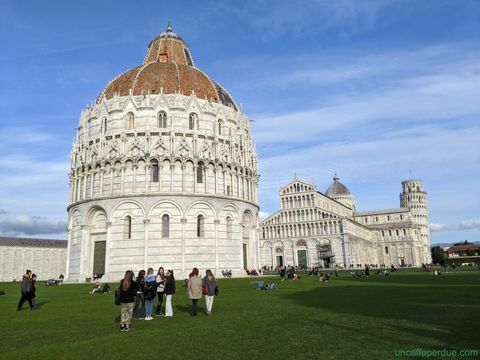 Visão privilegiada da Piazza dei Miracoli, com suas três principais atrações