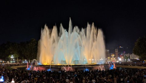 Vista da cidade através do Monument a Colom